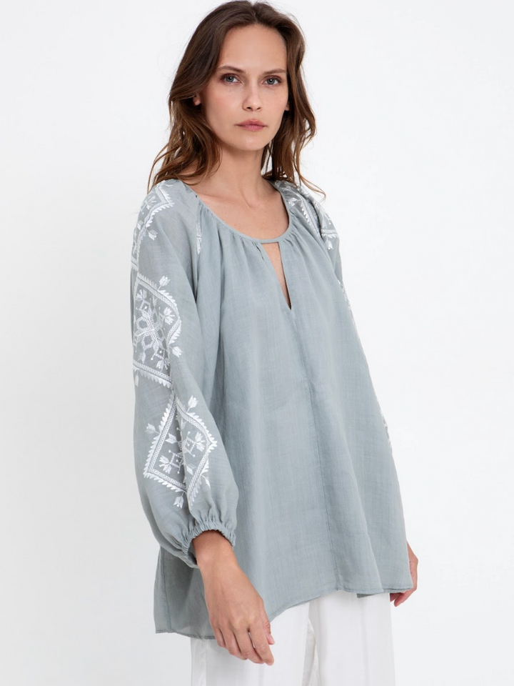 Greek Archaic > 4144160 Blouse Stn/Wht