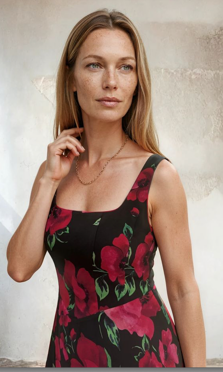Sirens >  Bella Black Poppy Dress