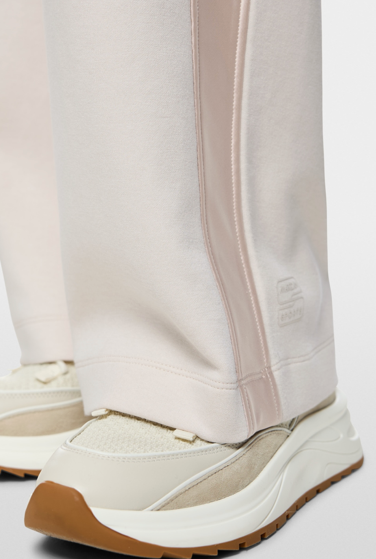 Marc Cain | BS 81.35 J28 Trouser WASHINGTON Smoke