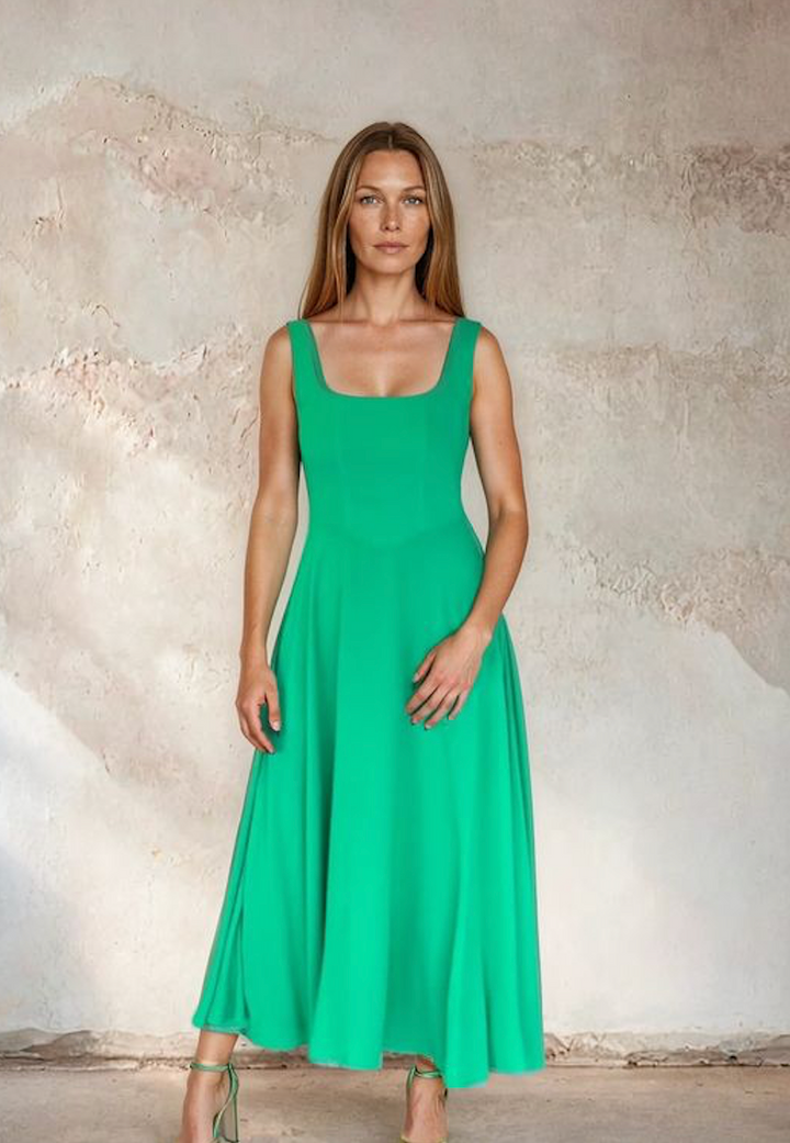 Sirens >  Bella Dress Green