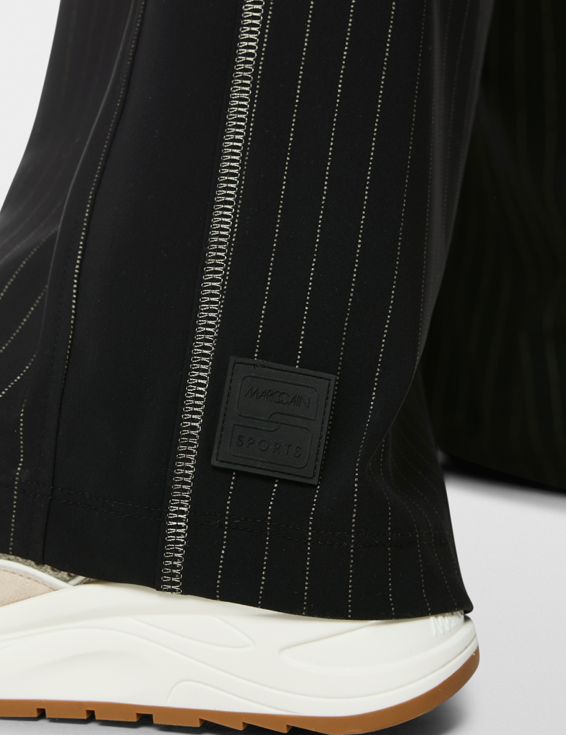 Marc Cain | BS 81.24 J41 Trouser WELKOM Black and Smoke